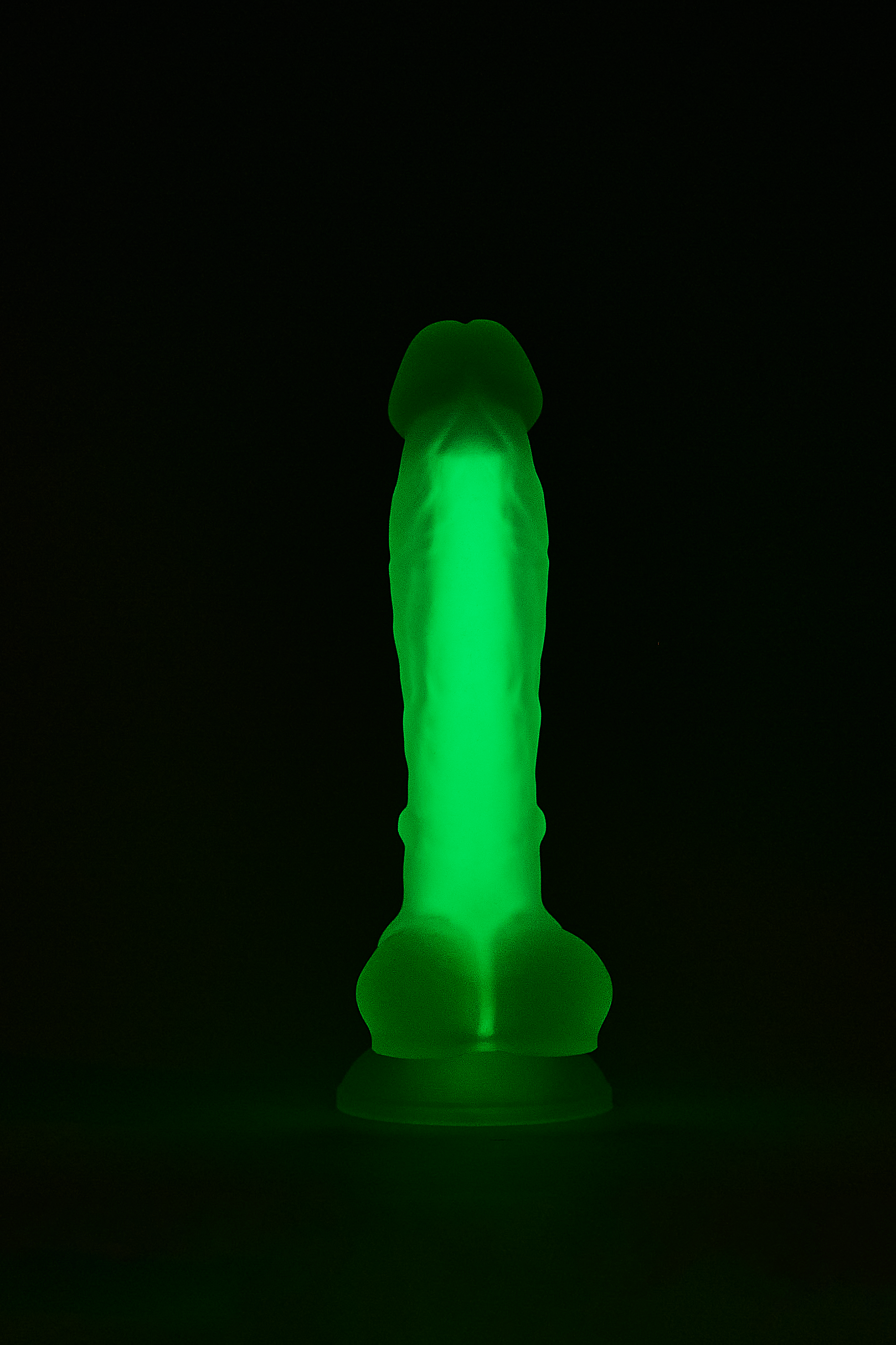 Dildo Radiant Glow In The Dark Soft,  17,5 cm (zielony) Dildo Radiant Glow In The Dark Soft,  17,5 cm (zielony)